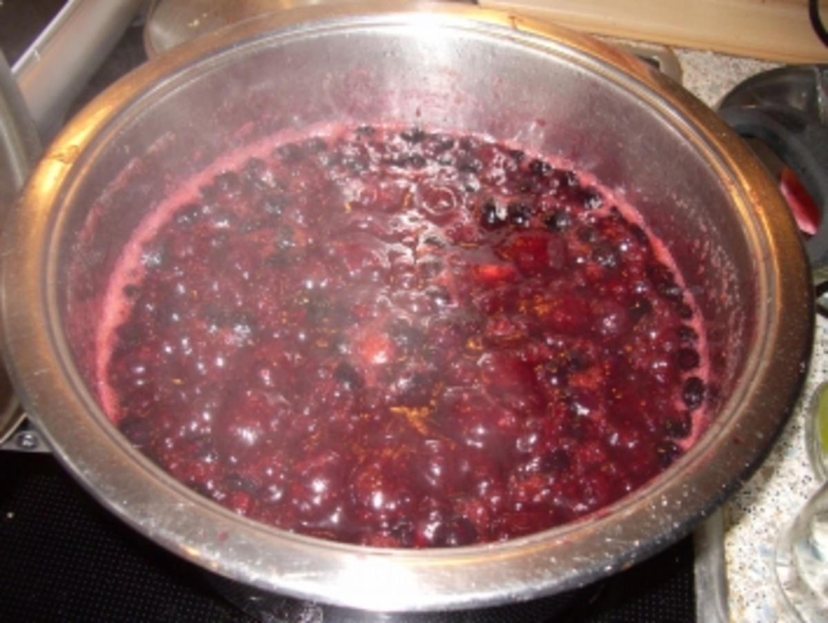 Bilder für Marmelade: Erdbeer-Nektarinen-Blaubeer-Marmelade - Rezept