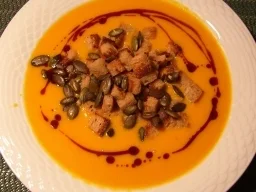 Rezept: Rustikale Kürbissuppe Rustikale Kürbissuppe - Rezept