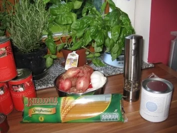 Rezept: Fruchtige Spaghettini Napoli Bild Nr. 3 Fruchtige Spaghettini Napoli - Rezept - Bild Nr. 3