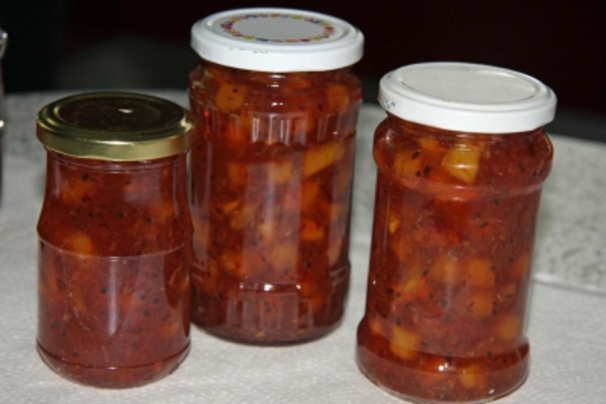 Ananas-Stachelbeer-Ingwermarmelade - Rezept - kochbar.de