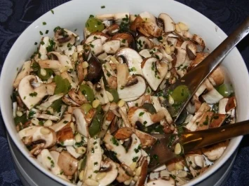 Champignon-Weintraubensalat - Rezept - Bild Nr. 2
