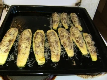 Rezept: VORSPEISE - Gefüllte Mini-Zucchini Bild Nr. 5 VORSPEISE - Gefüllte Mini-Zucchini - Rezept - Bild Nr. 5