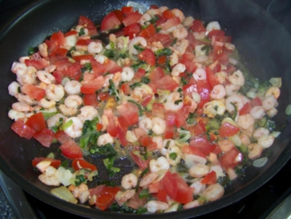 Bilder für Nudeln - Spaghetti mit Garnelen / Shrimps - Rezept