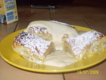 gefüllte Blätterteigtaschen - Rezept