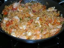 Rezept: Jambalaya mit Garnelen und Huhn Jambalaya mit Garnelen und Huhn - Rezept