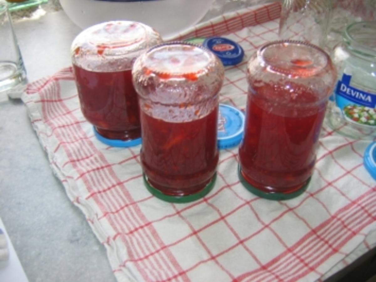 Johannisbeer Nektarinen Marmelade mit Creme de Cassis - von luudje