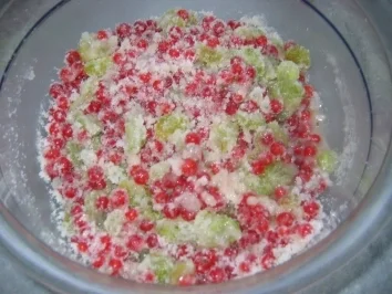 Kiwi- Johannisbeer-Stachelbeer-Marmelade - Rezept - Bild Nr. 4