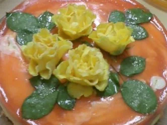 Rezept: "TIP" Deko-Rosen und Blätter "TIP" Deko-Rosen und Blätter - Rezept