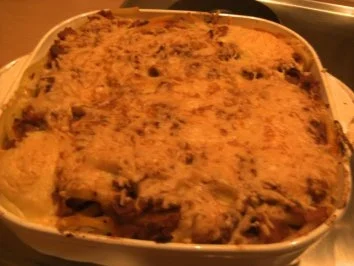 Aufläufe/ Überbackenes: Nudelauflauf - Rezept