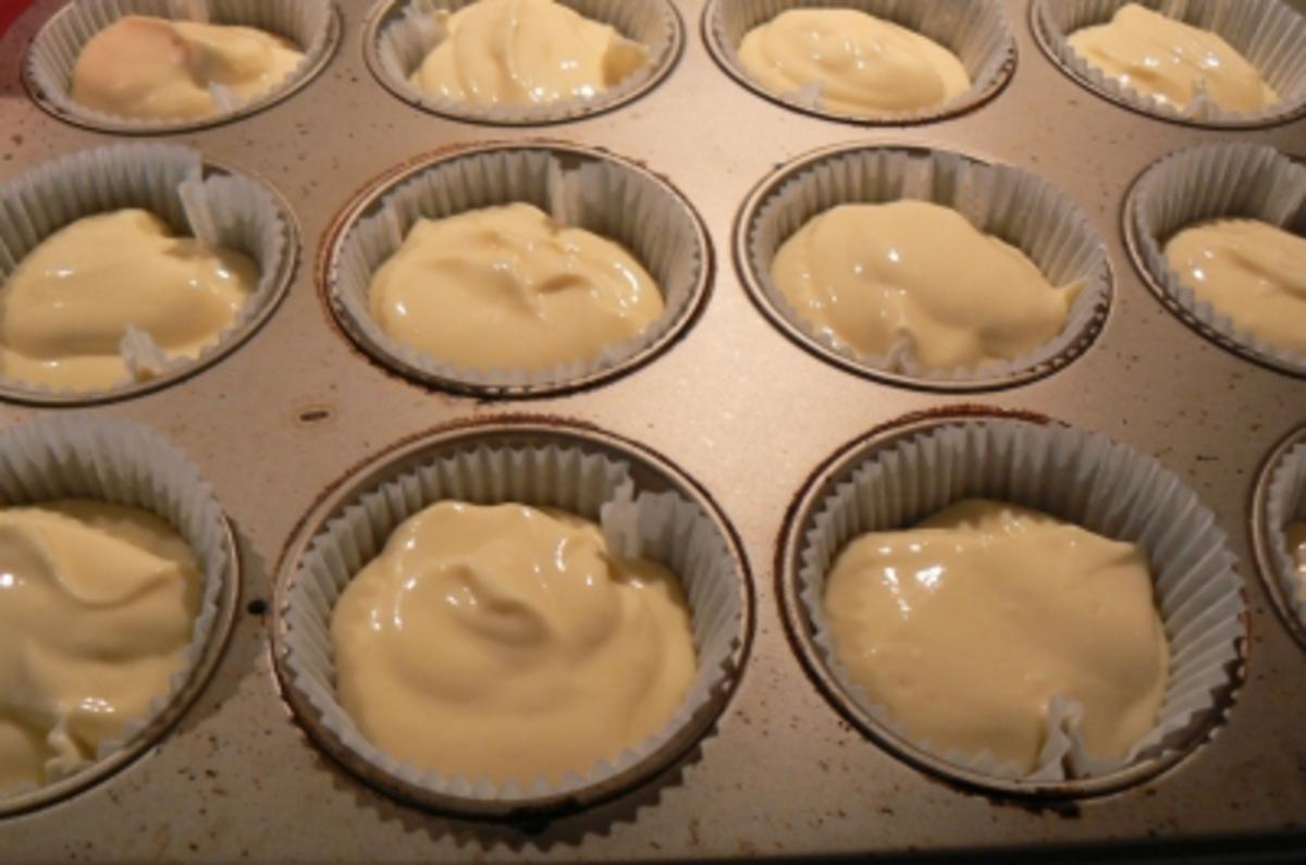 Beerige Zeiten - Käsekuchenmuffins mit Himbeeren - Rezept - Bild Nr. 3