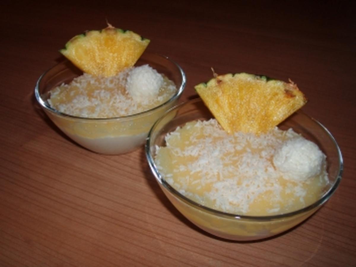 Kokos-Creme mit Ananaspüree - Rezept