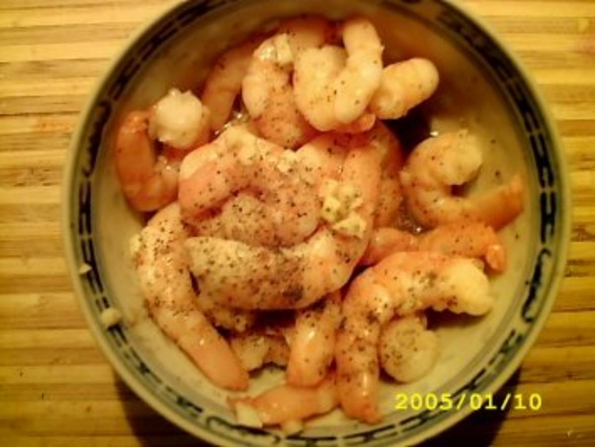 Karotten-Kokos-Suppe mit fruchtig-frechen Shrimps - Rezept - Bild Nr. 2