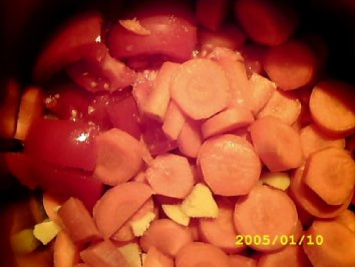 Karotten-Kokos-Suppe mit fruchtig-frechen Shrimps - Rezept - Bild Nr. 4