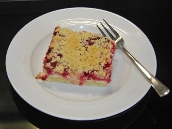 Blech: Johannisbeer-Quark-Streuselkuchen - Rezept - Bild Nr. 2