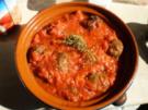 Fleischbällchen in roter Sauce - Rezept