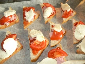 Rezept: Pizzabrote Bild Nr. 2 Pizzabrote - Rezept - Bild Nr. 2