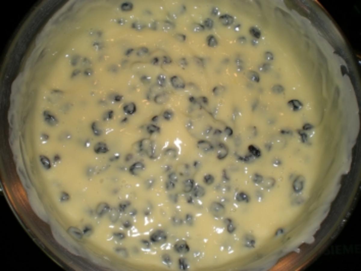Vanille-Puddingschnecken mit Rosinen - Rezept - Bild Nr. 2