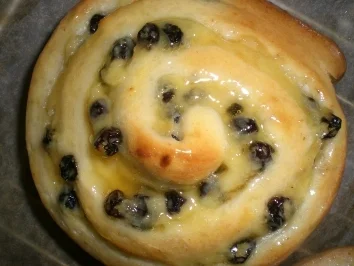 Vanille-Puddingschnecken mit Rosinen - Rezept