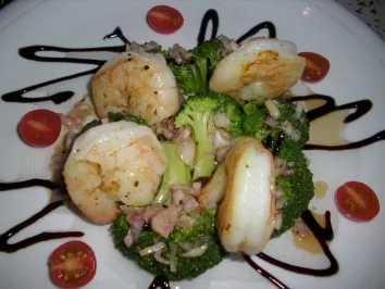 Brokkolisalat mit Gambas - Rezept - Bild Nr. 2