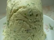 Aufstrich, deftig: Avocado-Pâté mit Pistazien und Petersilie - Rezept