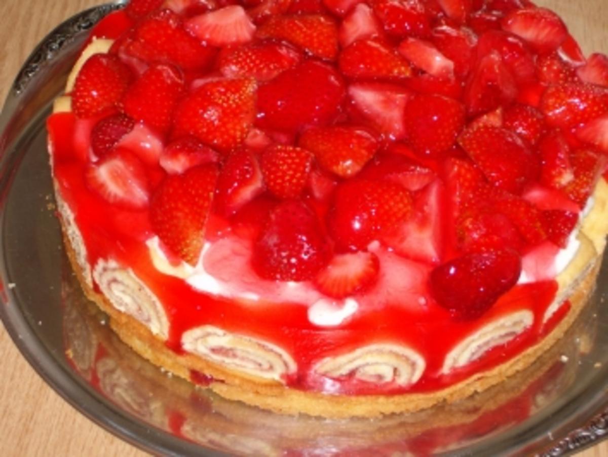 Erdbeer-Joghurt-Charlotte - Rezept