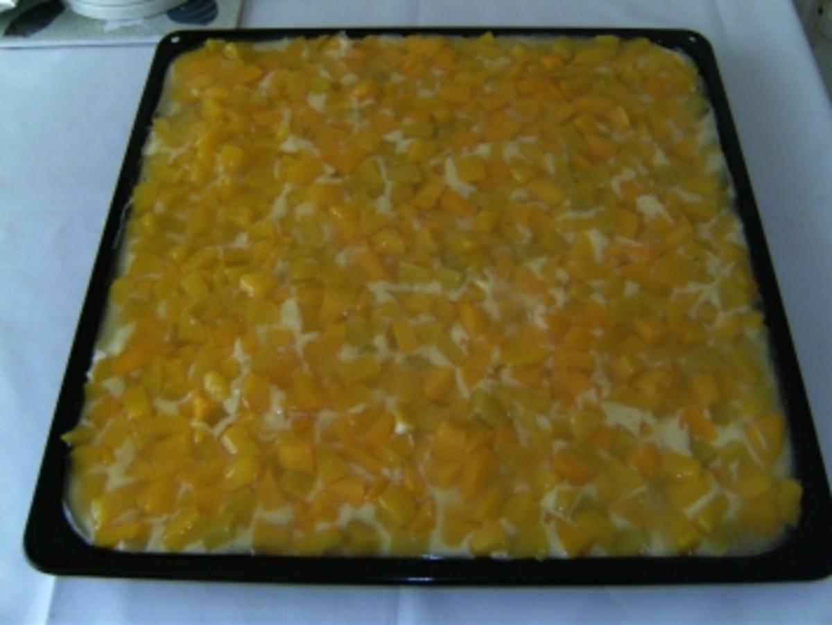 Bilder für BLECHKUCHEN - Uta's Pfirsich-Torte vom Blech - Rezept