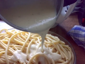 Rezept: Makkaroniauflauf Bild Nr. 9 Makkaroniauflauf - Rezept - Bild Nr. 9