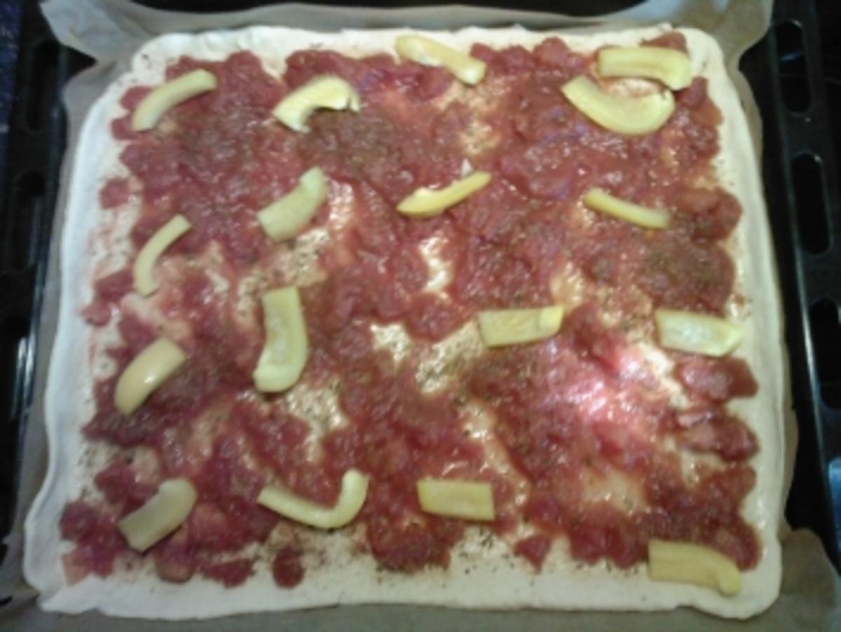 Pizza ala Pitti mit Champignon - Rezept - Bild Nr. 3