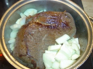 Rezept: Sauerbraten Bild Nr. 4 Sauerbraten - Rezept - Bild Nr. 4