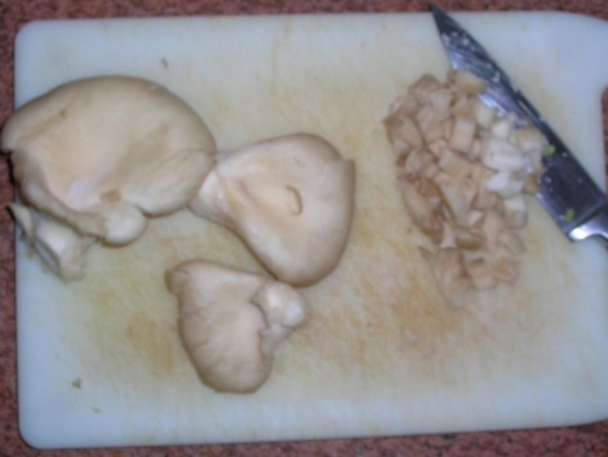 Schweinekoteletts (im Silbermantel) mit Sherry-Austernpilzkruste an Rösti - Rezept - Bild Nr. 7