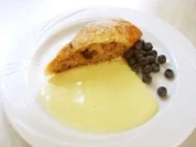 Blätterteig-Apfelstrudel mit Vanillesoße - Rezept