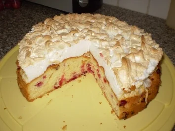 Rezept: Johannisbeer-Kuchen mit Baiser Bild Nr. 2 Johannisbeer-Kuchen mit Baiser - Rezept - Bild Nr. 2