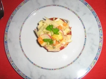 Käsesalat aus der Tomate - Rezept