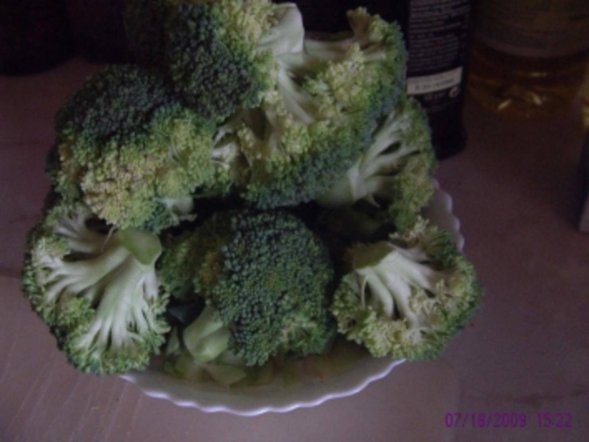 Broccoli mit Schweineschnitzel - Rezept - Bild Nr. 3