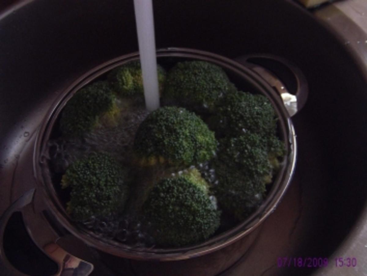 Broccoli mit Schweineschnitzel - Rezept - Bild Nr. 4