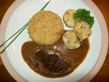 Rezept: Schmorhaxe in Schwarzbiersauce Bild Nr. 3 Schmorhaxe in Schwarzbiersauce - Rezept - Bild Nr. 3