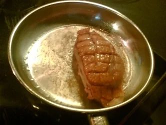Entenbrust mit Tomaten-Bohnen-Pesto auf Tagliatelle - Rezept - Bild Nr. 2