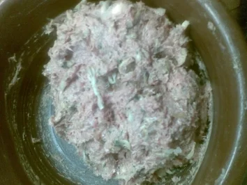 Rezept: Kalbfleischpflanzerl mit lauwarmem Kartoffelsalat Bild Nr. 3 Kalbfleischpflanzerl mit lauwarmem Kartoffelsalat - Rezept - Bild Nr. 3