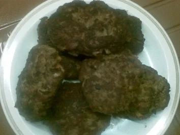 Rezept: Kalbfleischpflanzerl mit lauwarmem Kartoffelsalat Bild Nr. 6 Kalbfleischpflanzerl mit lauwarmem Kartoffelsalat - Rezept - Bild Nr. 6