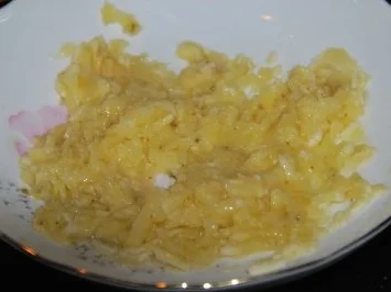 Waffeln - Bananenwaffeln mit heißer Schokoladensoße - Rezept - Bild Nr. 2