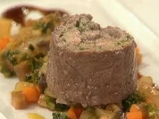 Rinderroulade in Curry auf Gemüsebett a la Stromberg - Rezept