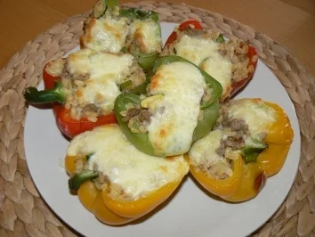 Rezept: gefüllte Paparikahälften gefüllte Paparikahälften - Rezept