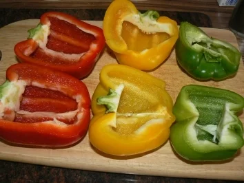 Rezept: gefüllte Paparikahälften Bild Nr. 2 gefüllte Paparikahälften - Rezept - Bild Nr. 2