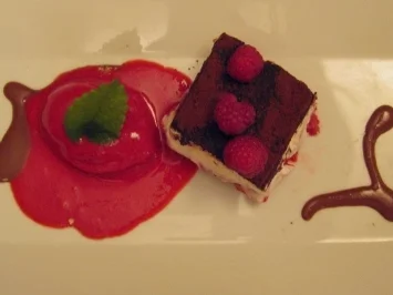 Rezept: Leichte Variante des Tiramisu und Himbeersorbet Leichte Variante des Tiramisu und Himbeersorbet - Rezept