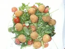 gebackene Mozzarella Babys auf Rucola in Balsamico Dressing - Rezept