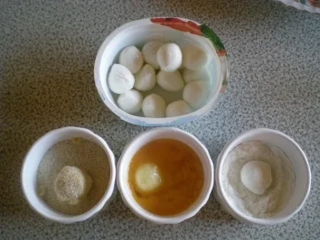 gebackene Mozzarella Babys auf Rucola in Balsamico Dressing - Rezept - Bild Nr. 2