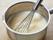 SUPPEN MIT EIGELB UND SAHNE LEGIEREN - Rezept - Bild Nr. 2