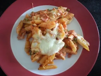 Rezept: Penne nach Mamas Art Penne nach Mamas Art - Rezept