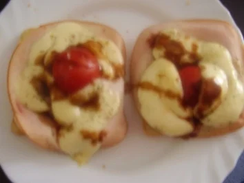 Rezept: Toast mit Bananen- Schinken - Käse und Tomaten - Schinken - Käse Toast mit Bananen- Schinken - Käse und Tomaten - Schinken - Käse - Rezept