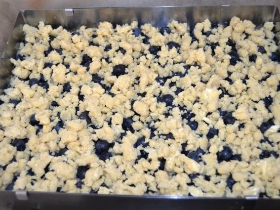 Heidelbeerkuchen  mit Streusel - Rezept - Bild Nr. 4